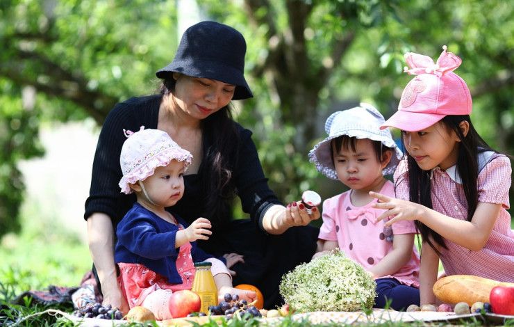 A mother with three children