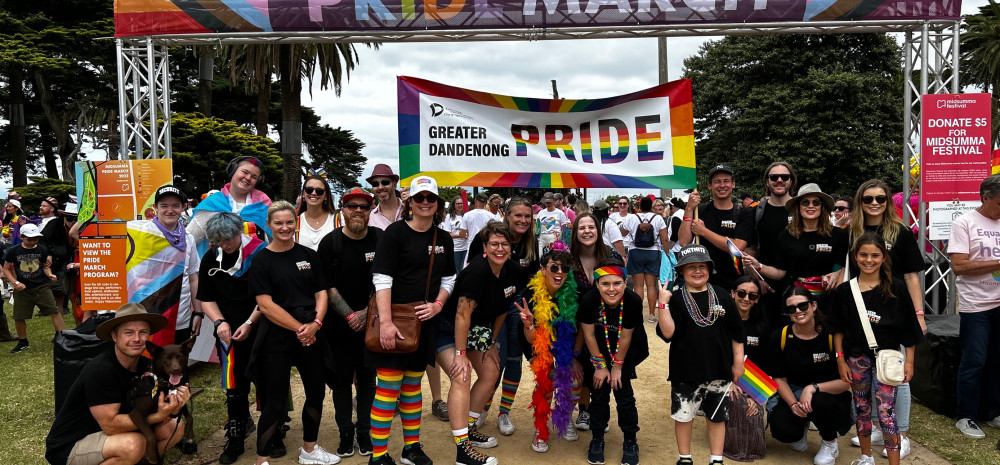 a desk with calculator and pens