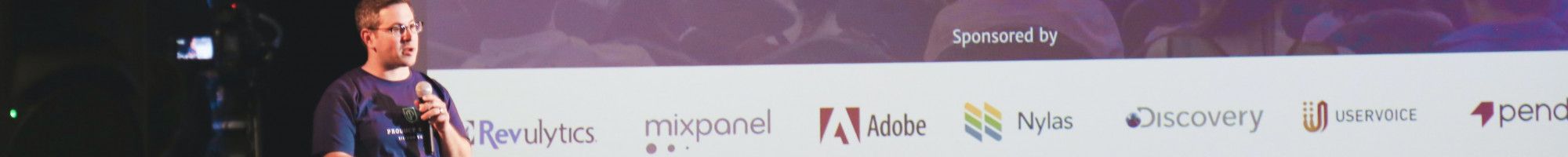 conference with speaker and presentation 