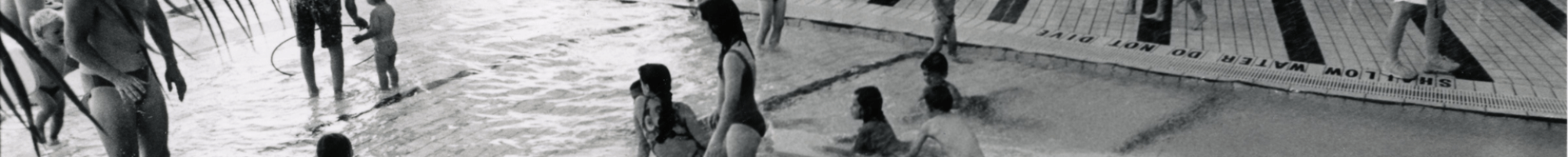 Black and white image of Dandenong Oasis