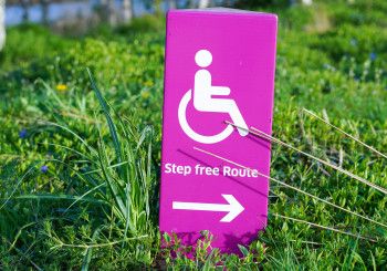 Pink sign step free route 